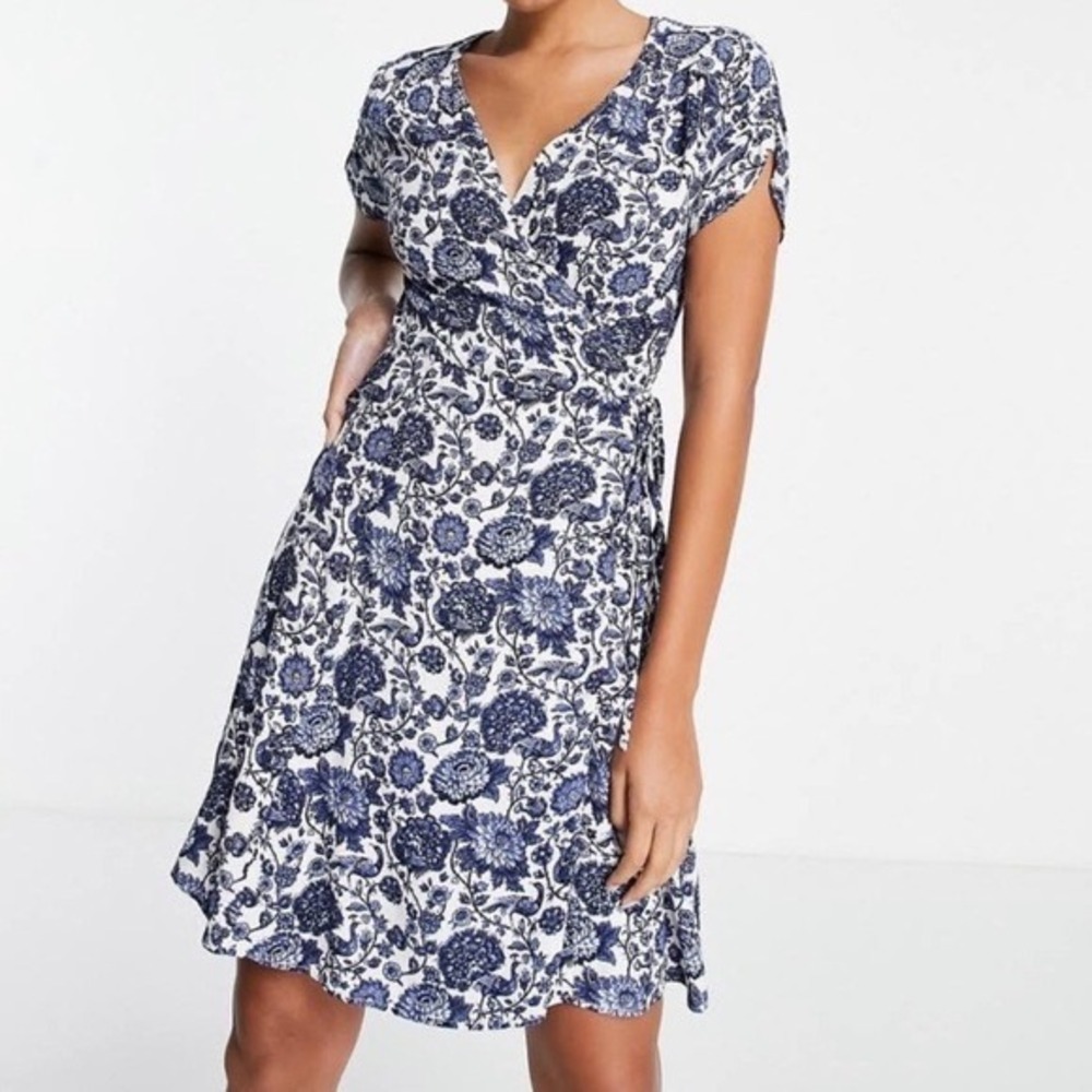 & Other Stories Wrap Midi Dress Lucia‎ Print Blue White Floral US 8 Cottagecore